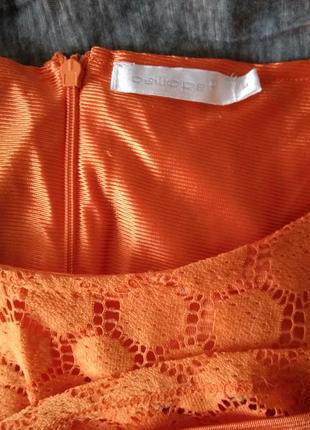 Р 10 / 44-46 яркое оранжевое платье гипюровое с трикотажной основой4 фото
