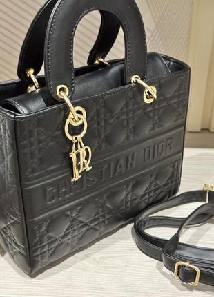 Женская сумочка от christian dior