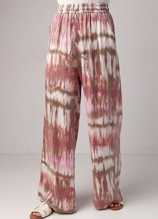 Літні прямі штани на гумці з абстрактним принтом — рожевий колір, s (є розміри)