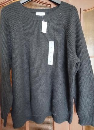 Жіночий светр