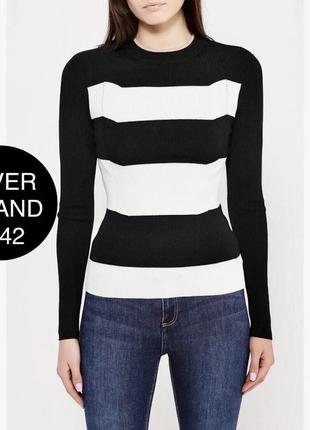 Плотний светрик в полоску