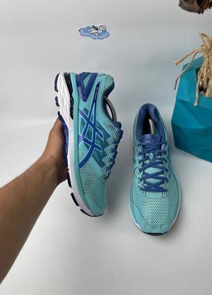 Кроссовки asics