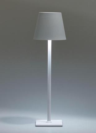 Настільна лампа на акумуляторі в скандинавському стилі 5 вт світильник настільний білий4 фото