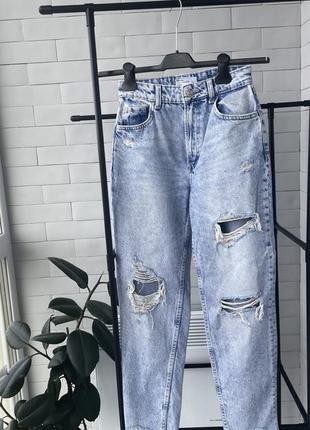 Джинси мом bershka