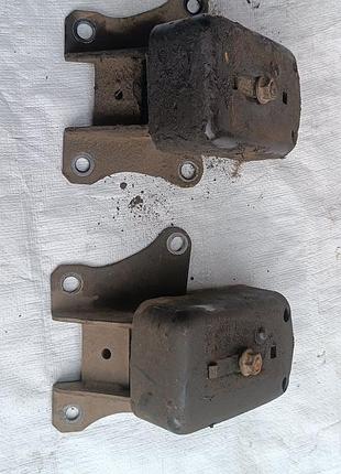 Подушка двигуна ford ranger et 2.5 tdci 06-09