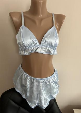 Комплект белья нежная пижама голубого цвета