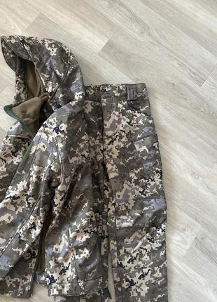 Военный теплый пиксельный костюм