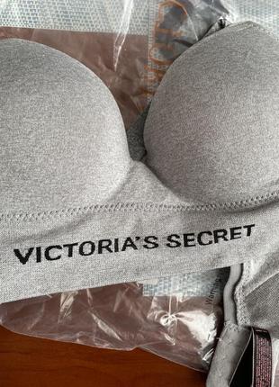 Комплект жіночої білизни vs