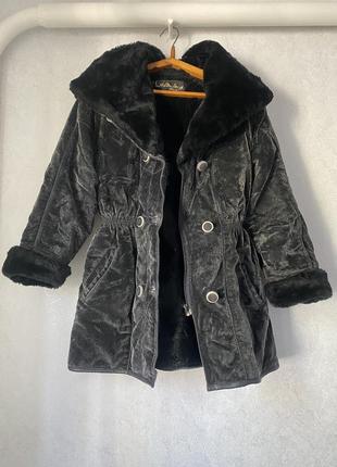 Жіноче зимове пальто