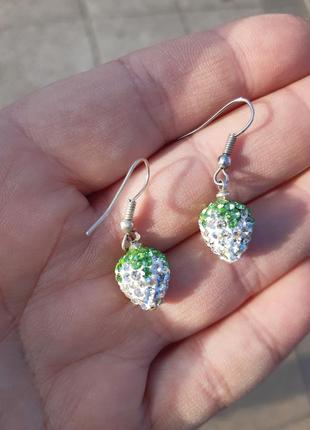Серьги земляники клубники,кристаллы, осейки, подвеска,