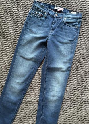 Джинсы скинни tommy jeans 27/32