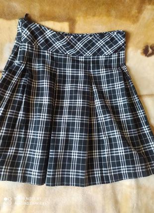 Надзвичайно мила спідничка,розмір м,125 грн