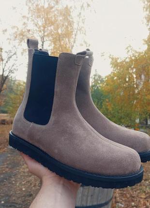 Челсі замшеві демісезонні жіночі бежеві анатомічні на протекторі