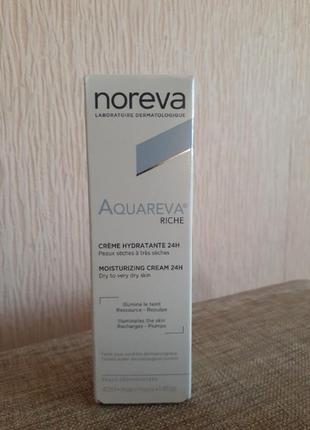 Дневной крем для лица
noreva aquareva moiturizing cream rich textured