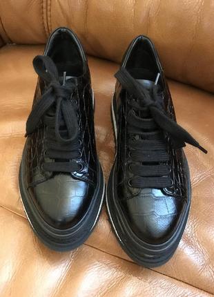 Laura beilariva кожаные брендовые кроссовки ботинки