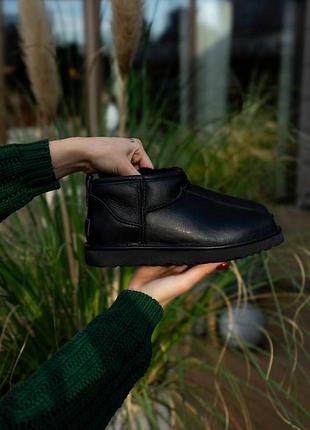 Ugg ultra mini black