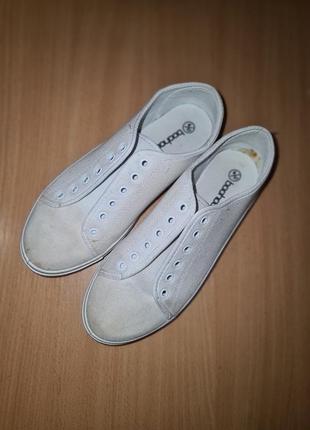 Мокасини білі boohoo 37р, устілка 23 см