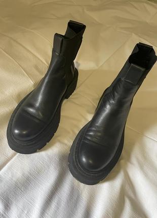 Челси zara на массивной подошве