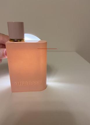 Парфюмированная вода burberry her elixir4 фото