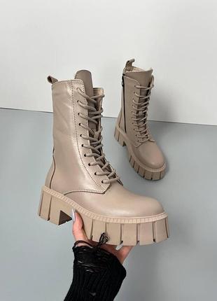 Женские кожаные ботинки