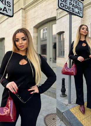 Костюм двойка
цвета: голубой, зеленый и черный
размеры: 48/50;52/54;56/58