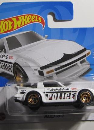 Машинка hot wheels mazda repe