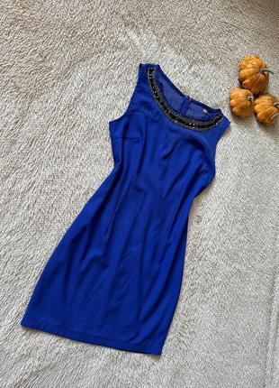 Стильное платье