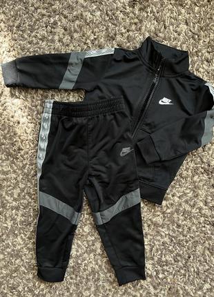Спортивный костюм nike