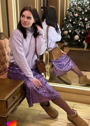 Сиреневый свитер оверсайз