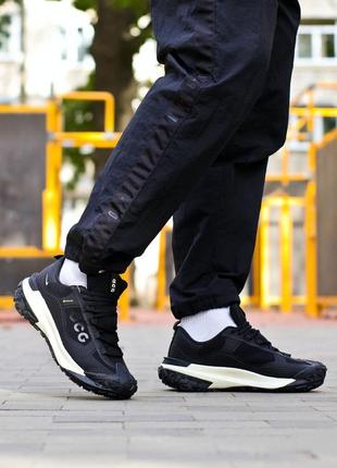 Чоловічі кросівки nike acg mountain fly 2 low black/white