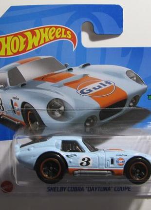 Машинка Toyota supra hot wheels