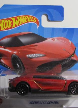 Машинка hot wheels koenigsegg