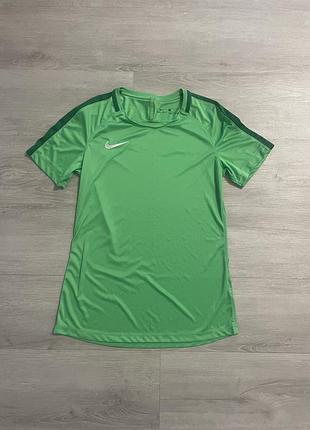 Футболка жіноча nike dri fit