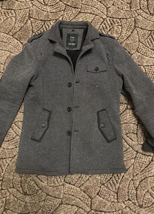 Зимнее теплое мужское пальто justboy