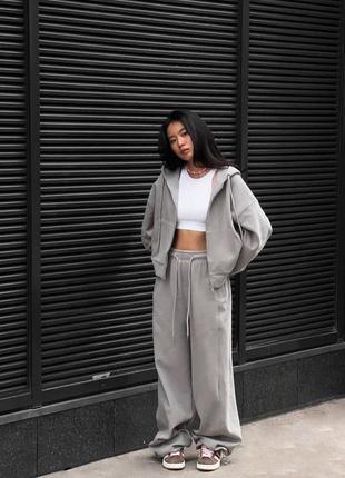 Нереально крутой, бомбеческий очень теплый костюм на флисе🖤