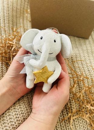 Ялинкова іграшка з папʼє-маше