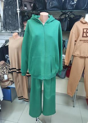 Теплый женский костюм на байке.