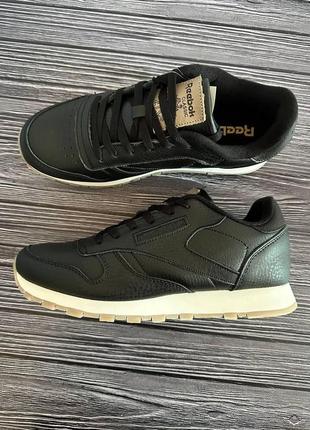 Reebok 43