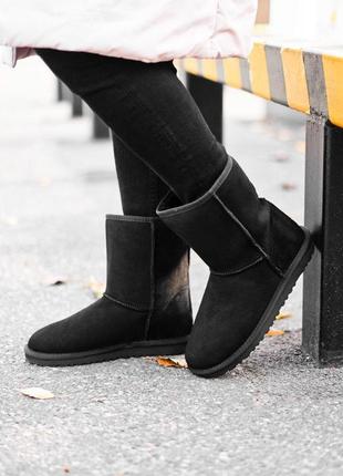 Ugg classic short black 36