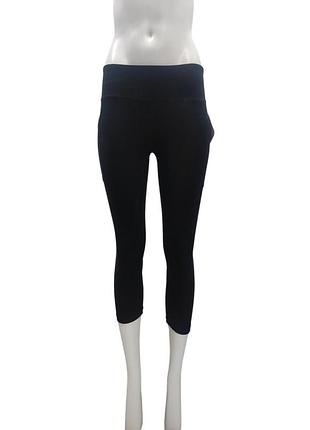 Жіночі тренувальні легінси капрі reebok , укорочені,  чорного кольору, розмір xs