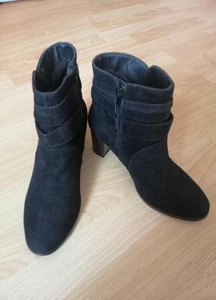 Ботинки 39р