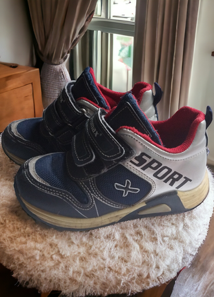 Кроссовки детские