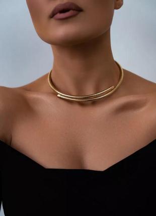 Стильне золоте кольє - чокер округлої форми ( жорстке )