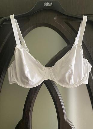 Шикарний, базовий, котоновий, бюстгальтер, в білому, кольорі, від дорогого бренду: m&s 🫶