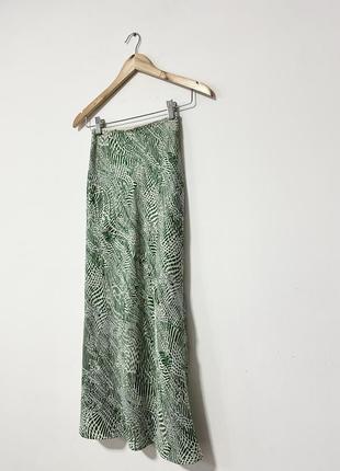 Меди атласная юбка с разрезом от topshop🌿7 фото