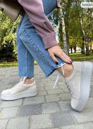 Светлые теплые кеды зима деми