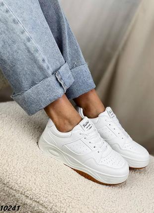 Кросівки еко-шкіра, жіночі кросівки, білі кросівки
