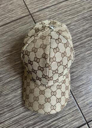 Стильная кепка, бейсболка в стиле gucci