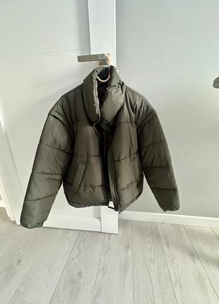 Vero moda куртка-жилетка темно-зелена
