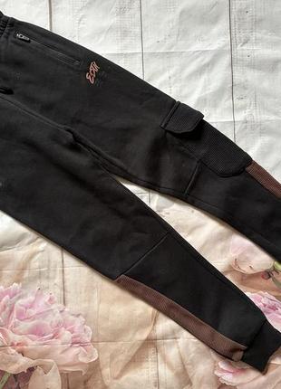 Спортивные штаны на байке nut meg 8-9 лет